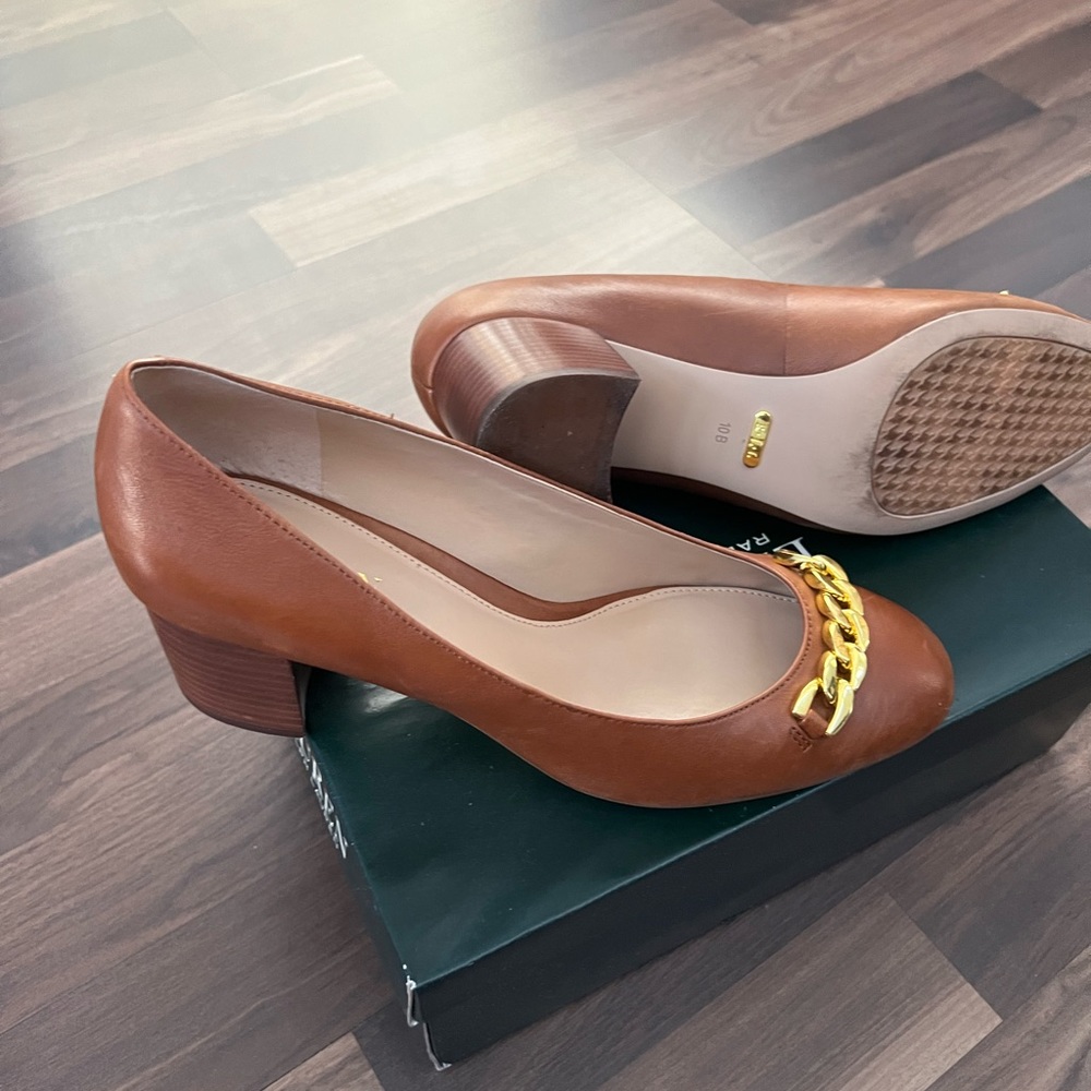 Ralph Lauren Jacksen Brown Leather pumps